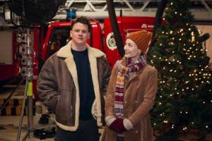 Christmas Flame by D&aacute;niel Tiszeker