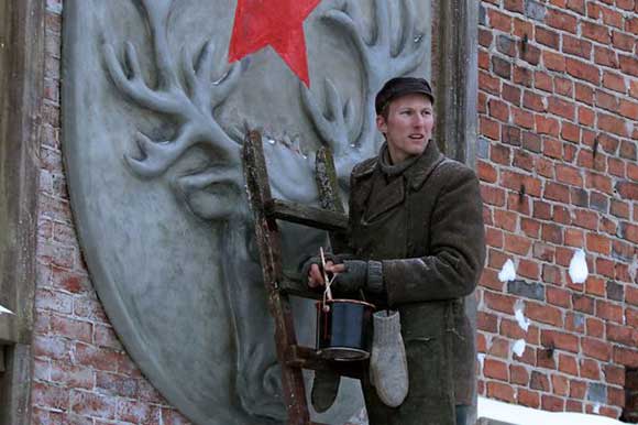 The Sign Painter by Viesturs Kairišs, photo: 8 Heads Productions